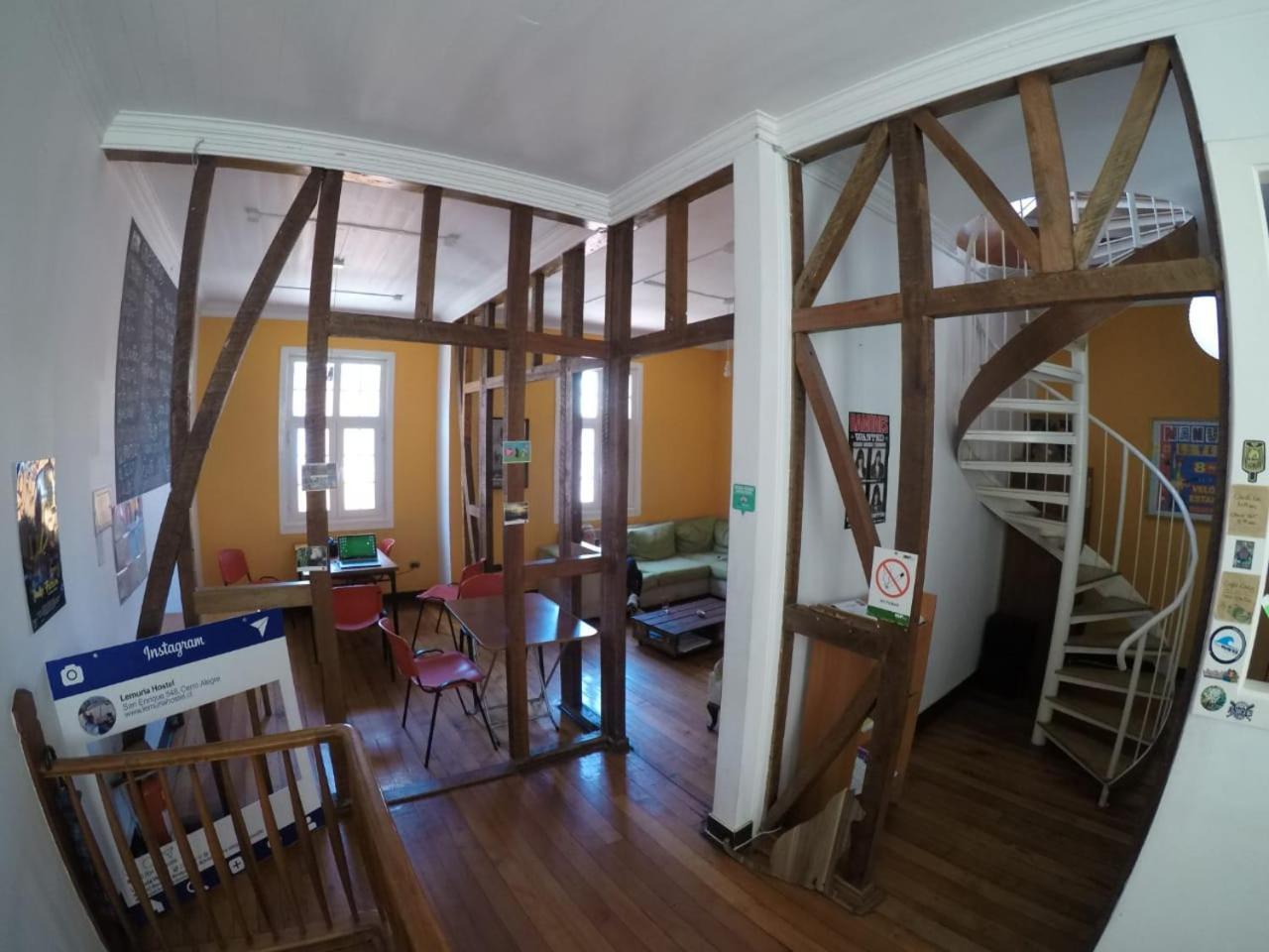 Lemuria Hostel Valparaíso Екстериор снимка